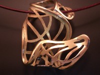 Colgante Calado de Oro de 18quilates